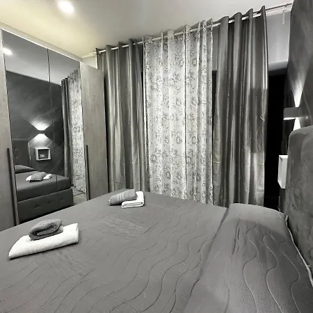 Bed & Breakfast Urban House *